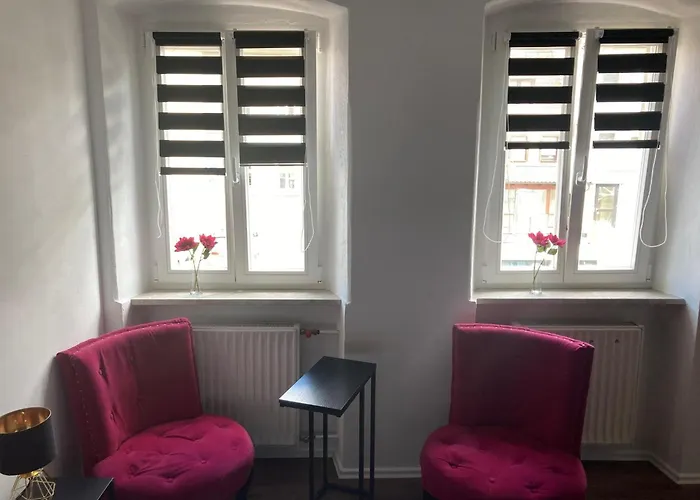 Schief & Schoen Szálloda