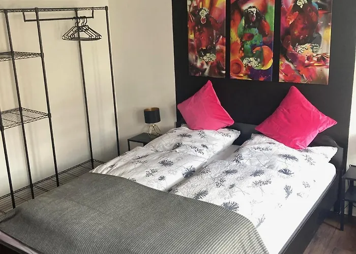 Hotel Schief & Schoen 3*